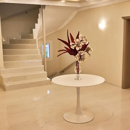 Famissi Sofita 8 Aparthotel *