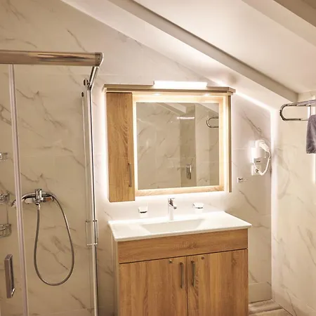 Famissi Sofita 8 Aparthotel